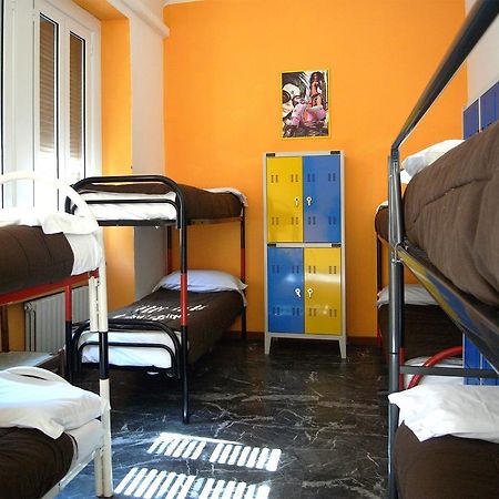 Hostel California Milán Pokoj fotografie