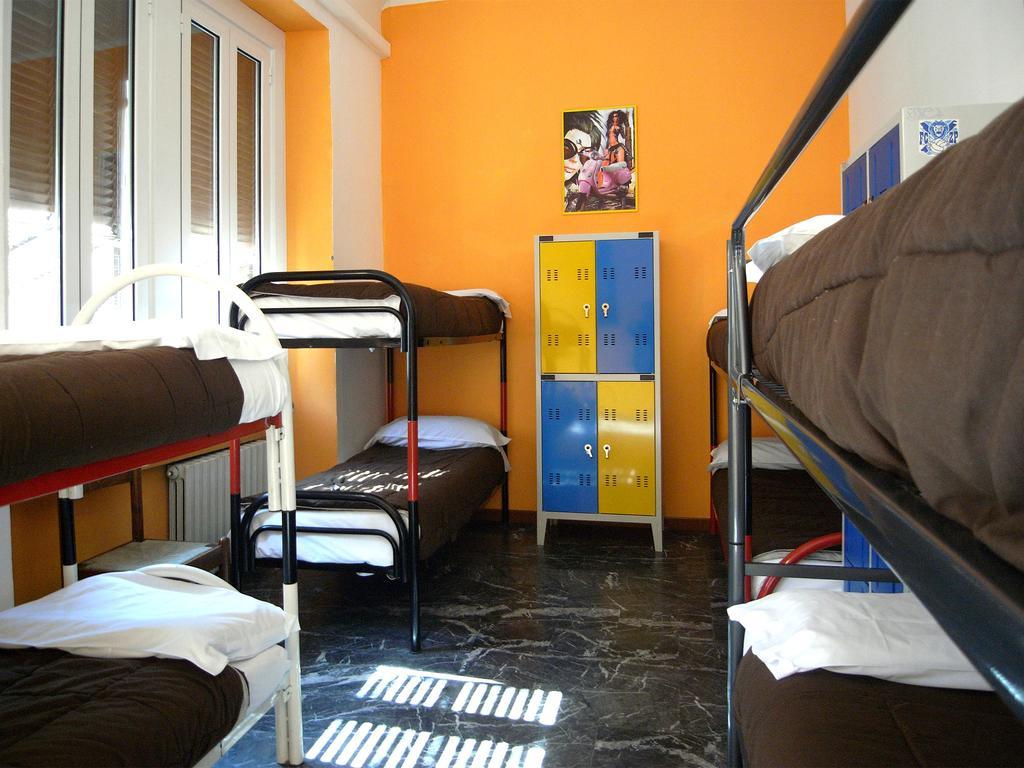 Hostel California Milán Pokoj fotografie