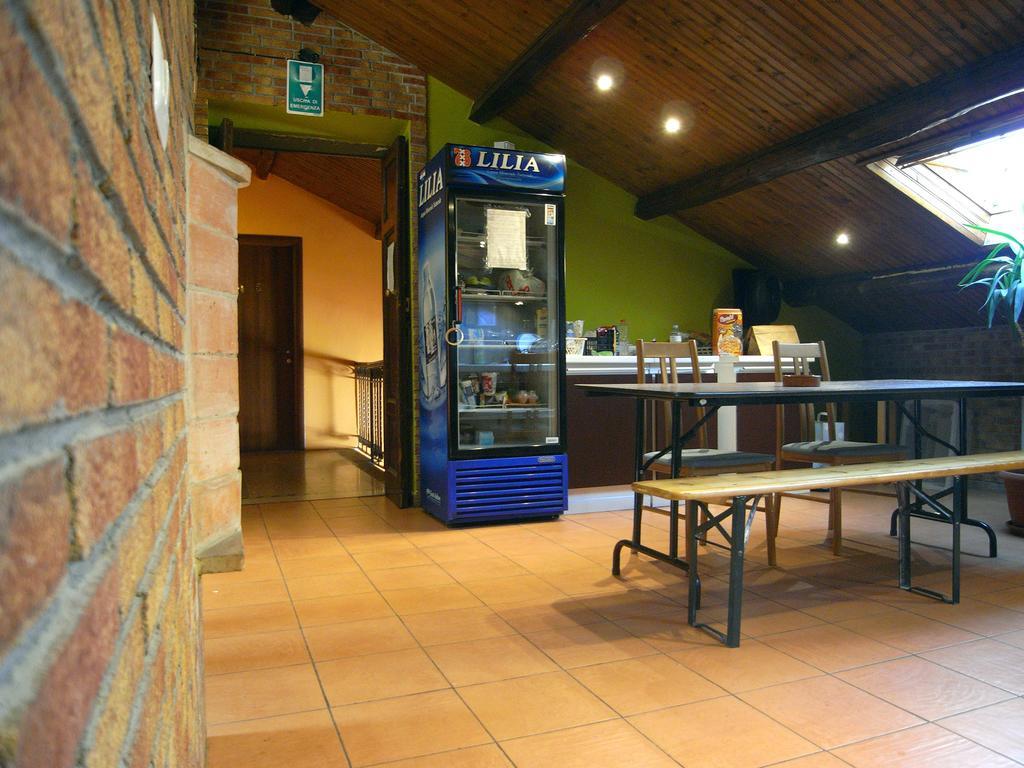 Hostel California Milán Exteriér fotografie