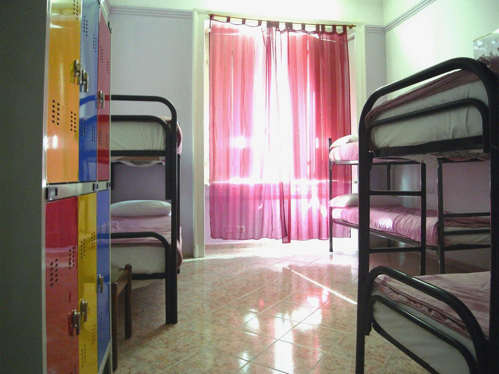Hostel California Milán Exteriér fotografie