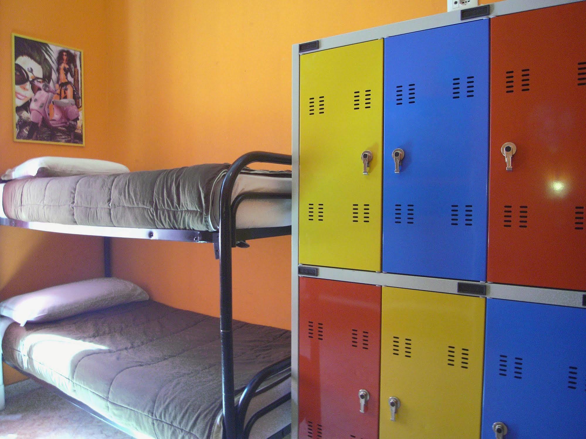 Hostel California Milán Exteriér fotografie