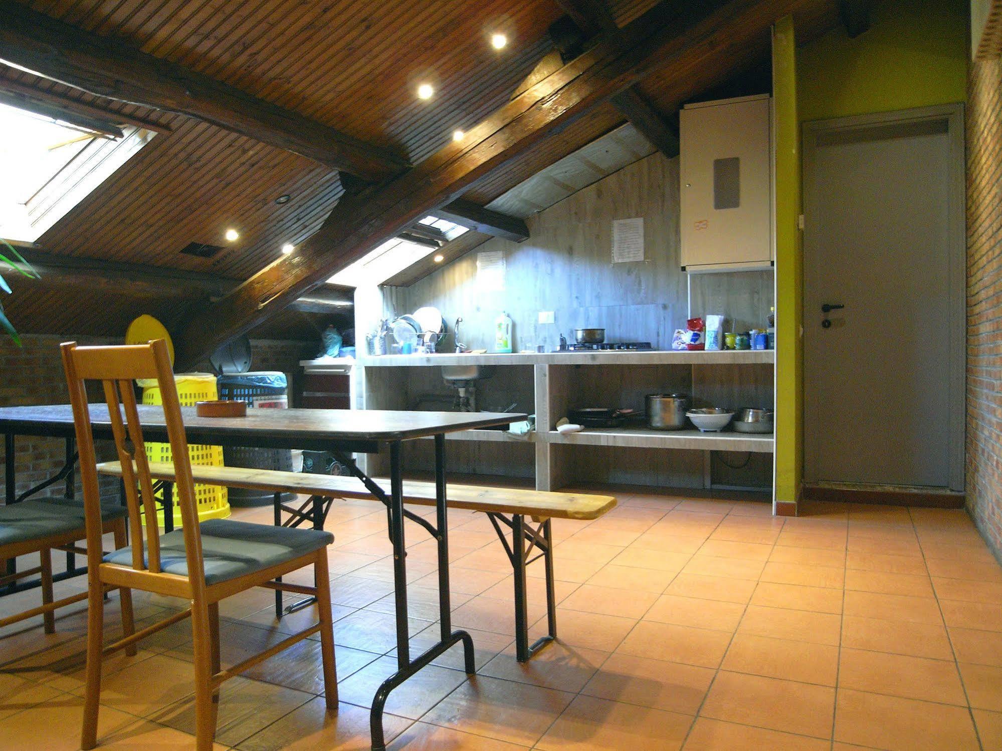 Hostel California Milán Exteriér fotografie