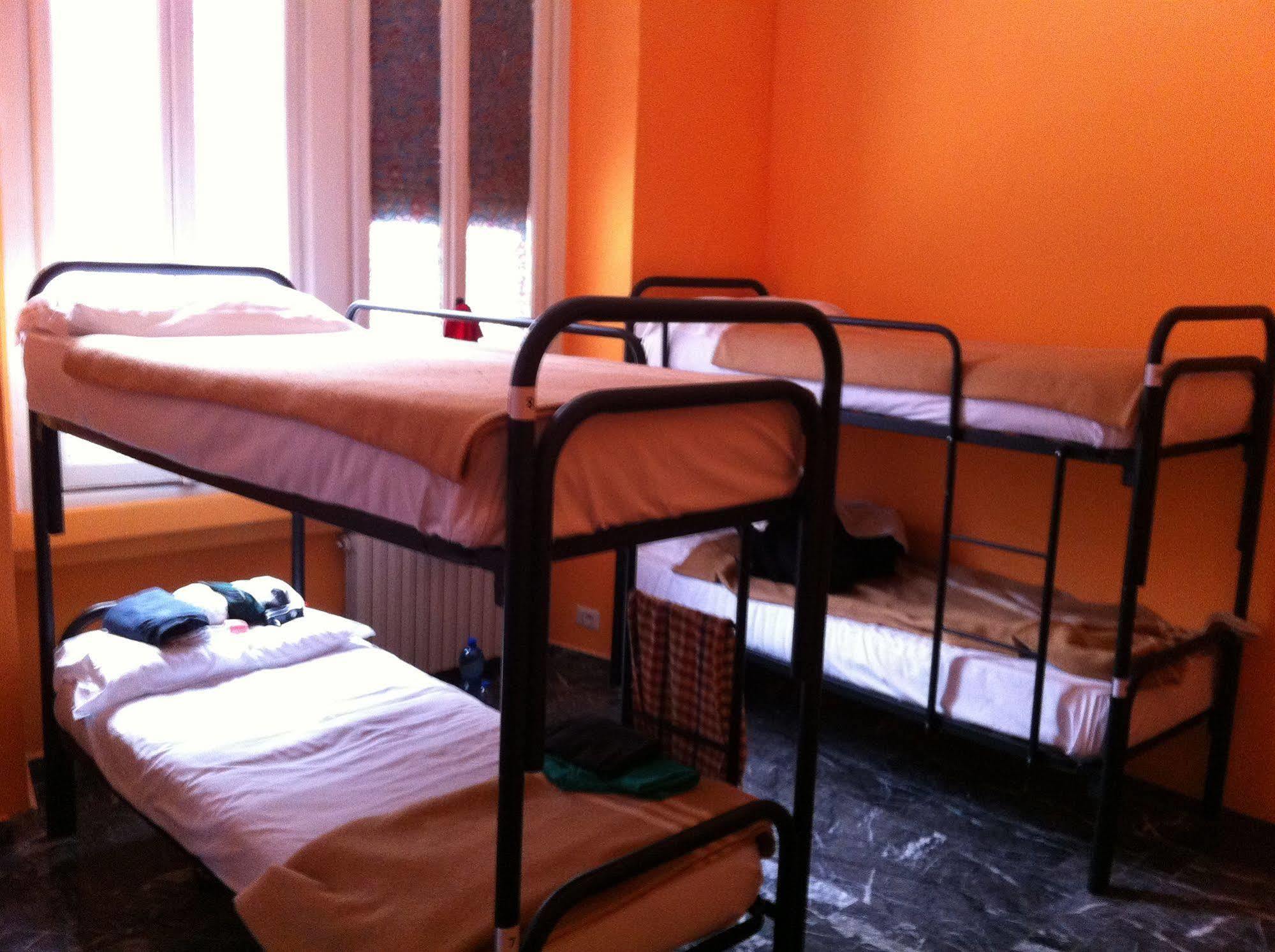 Hostel California Milán Exteriér fotografie